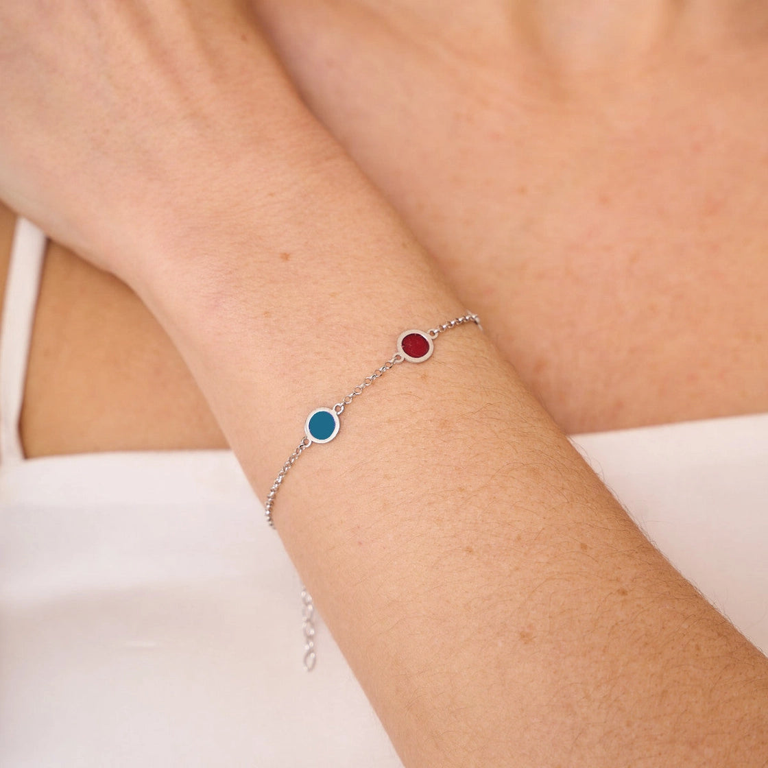Kettenarmband mit Silberkreisen
