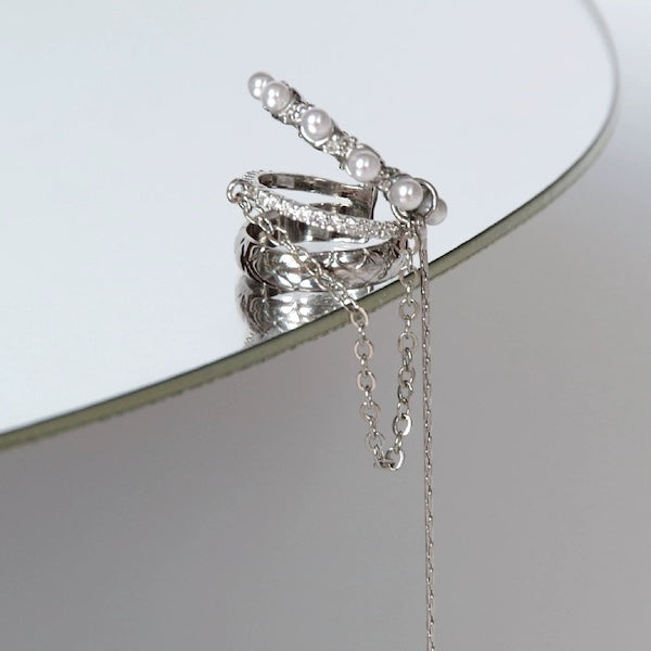 Ear Cuff mit Kette & Perlen